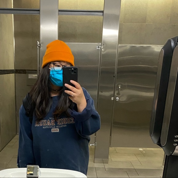 she/her - Picture 1 of 4